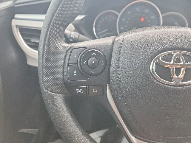 Used 2016 Toyota Corolla LE FWD image 11