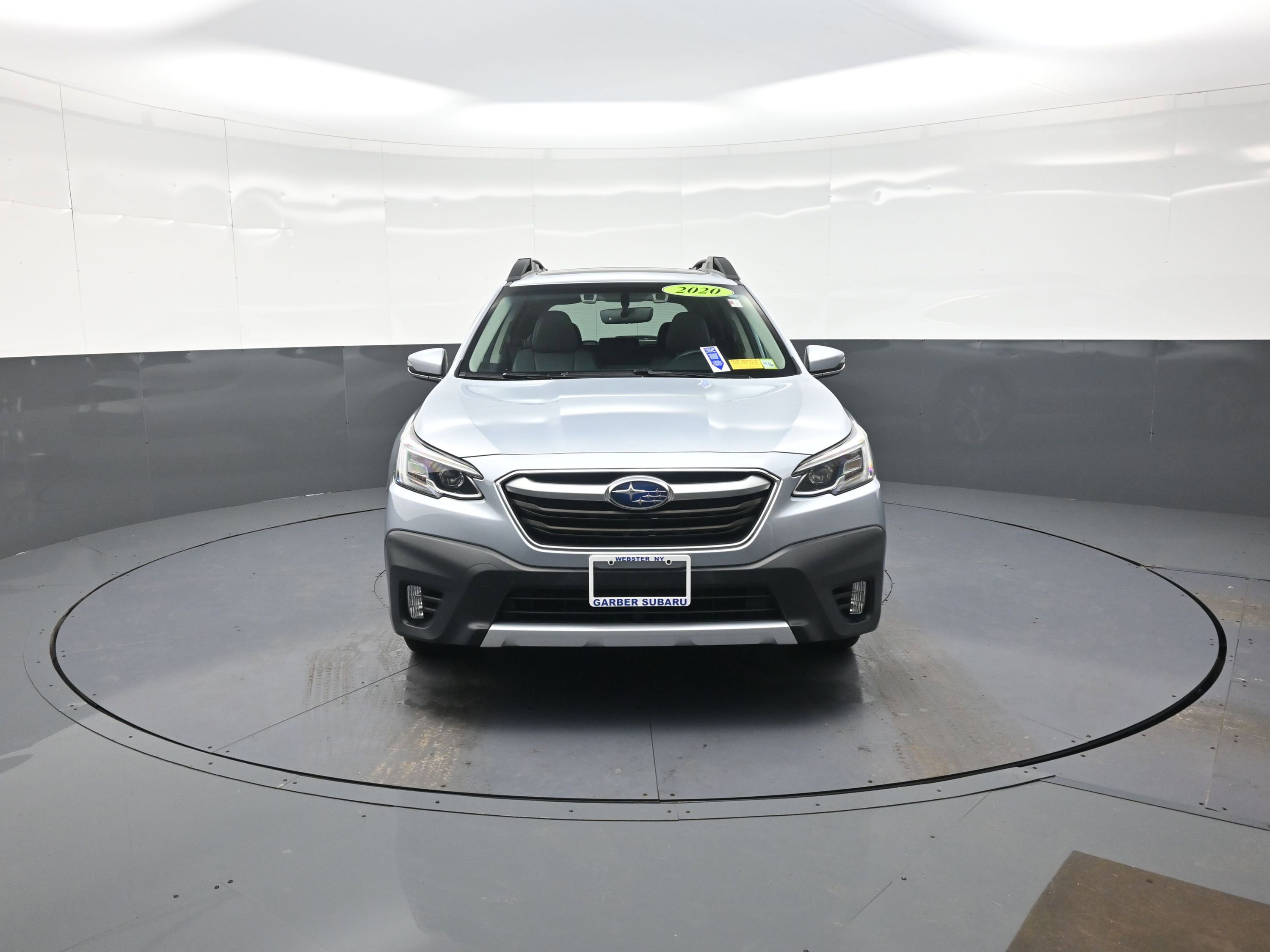 Used 2020 Subaru Outback Limited image 8
