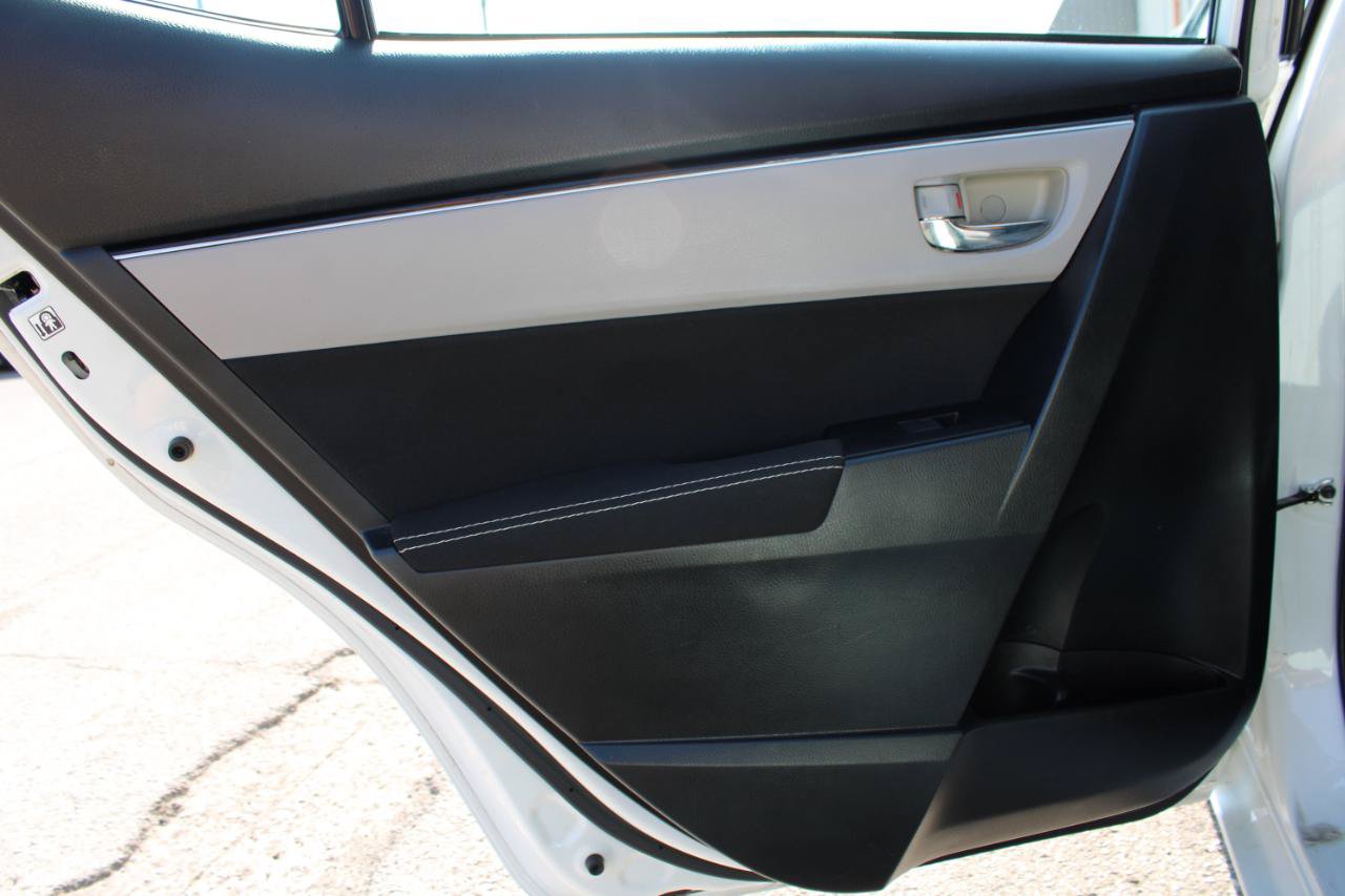 Used 2019 Toyota Corolla LE FWD image 36