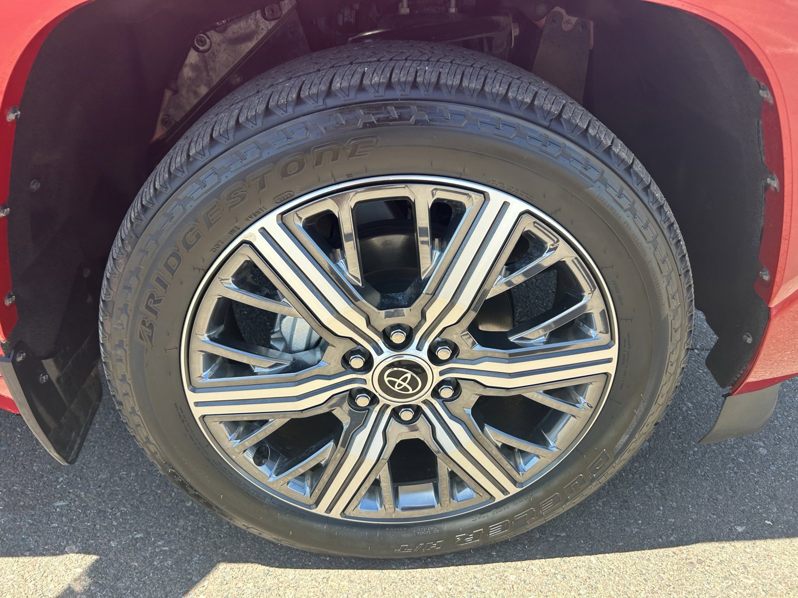 Used 2023 Toyota Sequoia Capstone AWD/4WD image 9