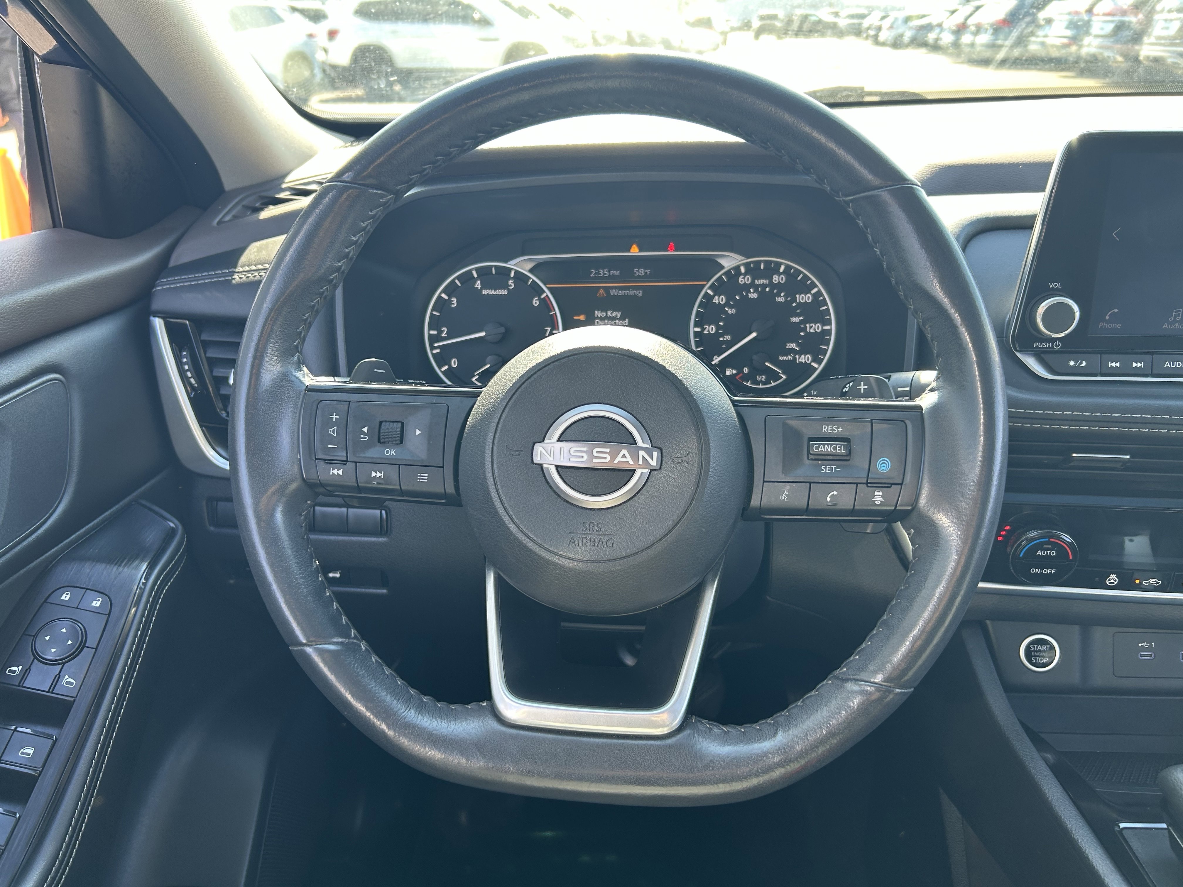 Used 2023 Nissan Rogue SV w/ SV Premium Package AWD/4WD image 10