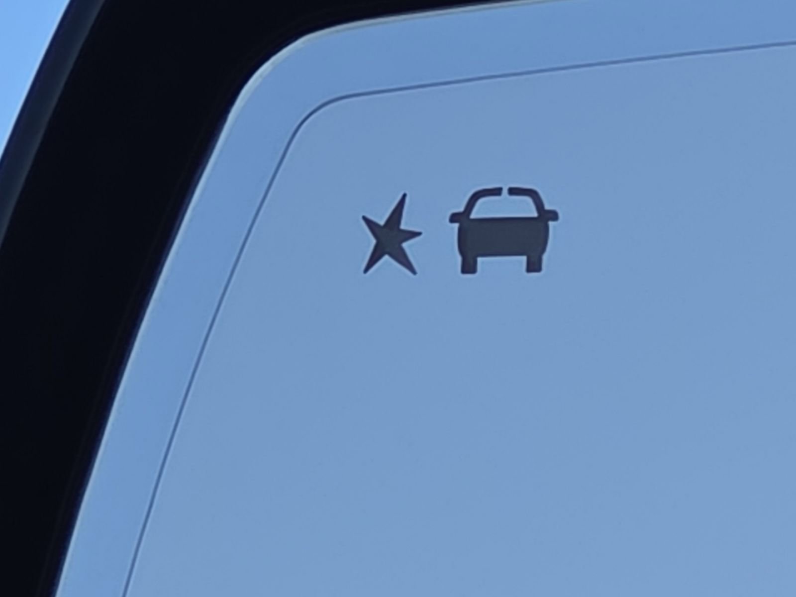 New 2026 GMC Sierra 3500 Denali w/ Denali Reserve Package image 18