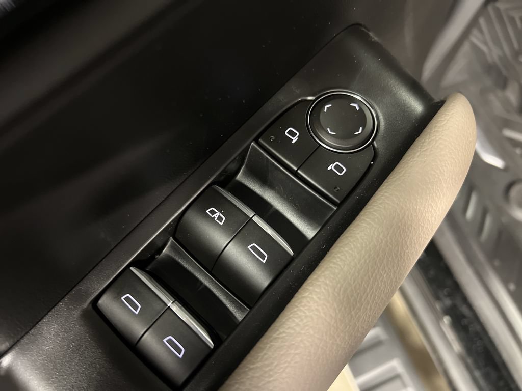 New 2026 GMC Canyon Denali AWD/4WD image 16