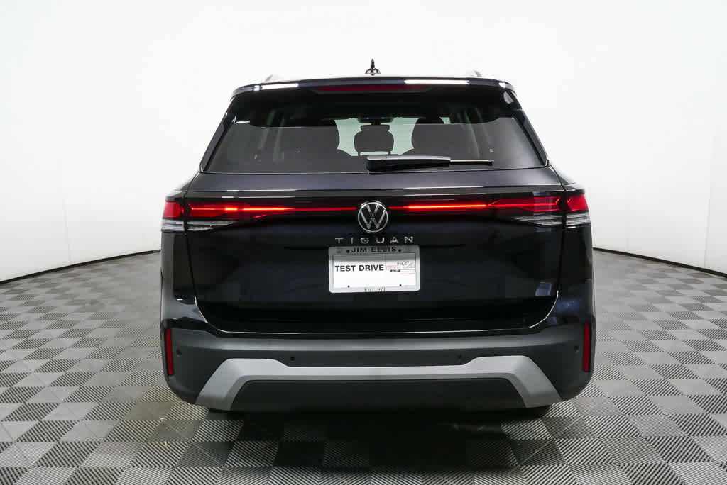 New 2026 Volkswagen Tiguan S FWD image 24