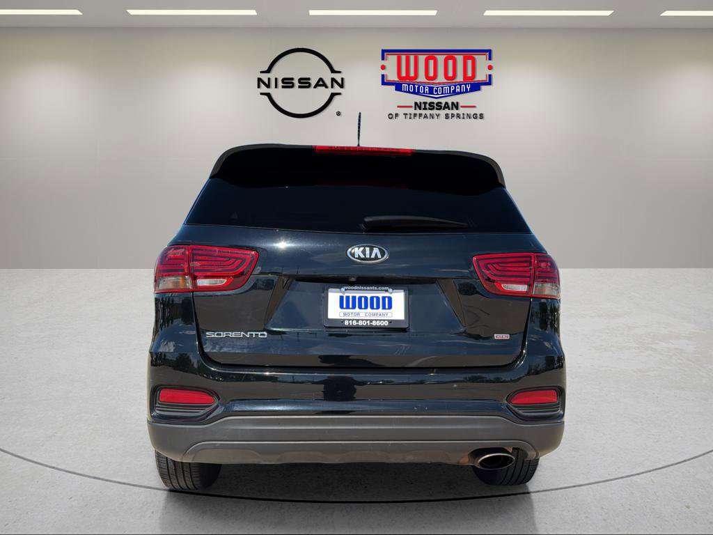 Used 2019 Kia Sorento L FWD image 3