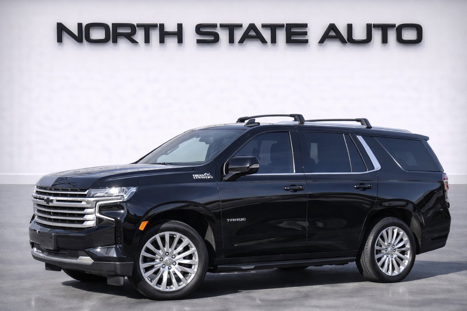 Used 2023 Chevrolet Tahoe High Country image 1