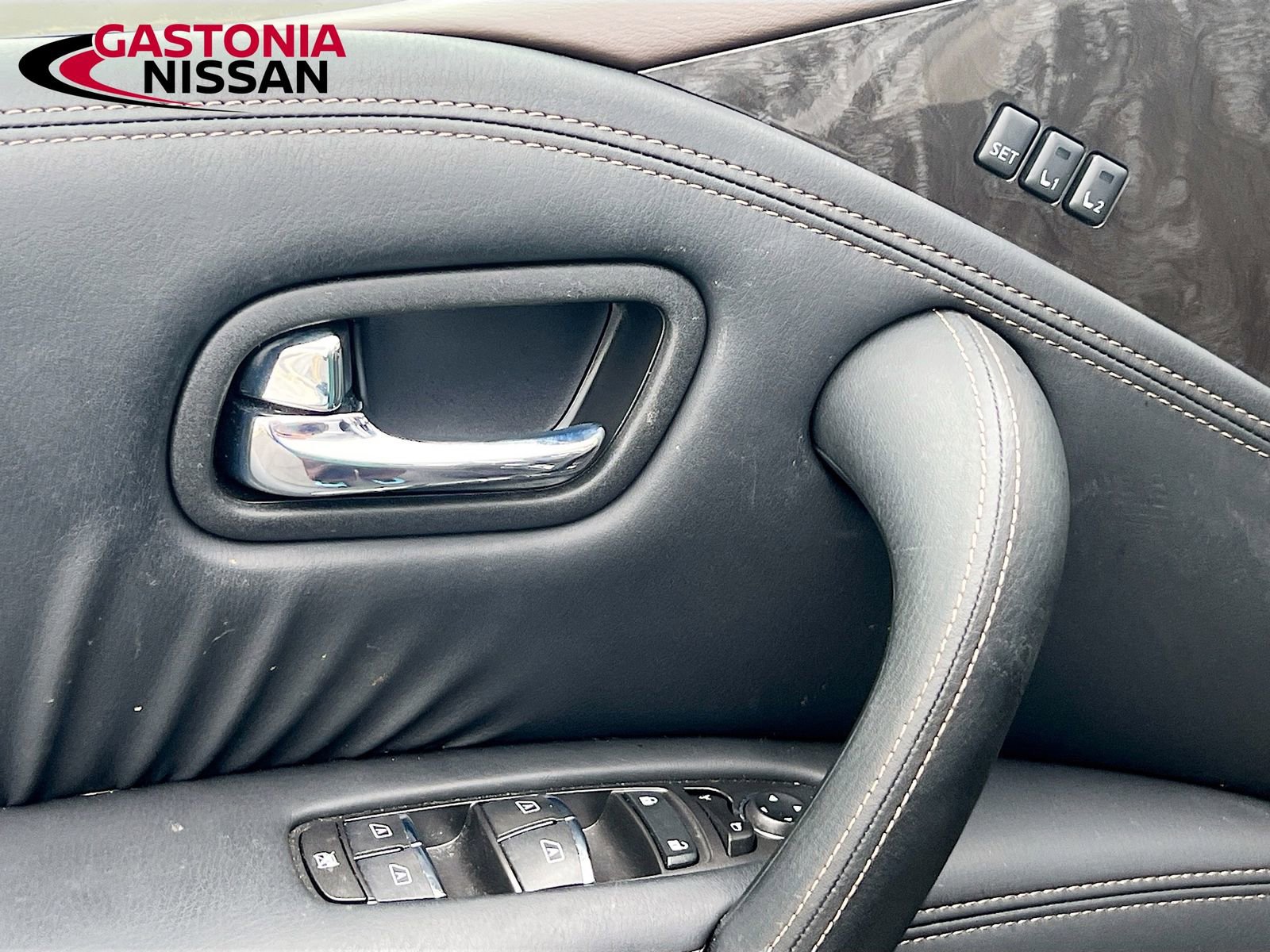 Used 2024 Nissan Armada Platinum w/ Captain's Chairs Package image 22