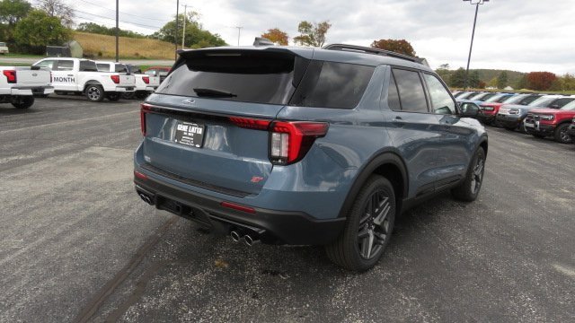 New 2026 Ford Explorer ST image 7