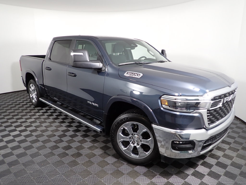 Used 2025 RAM 1500 Big Horn AWD/4WD image 8