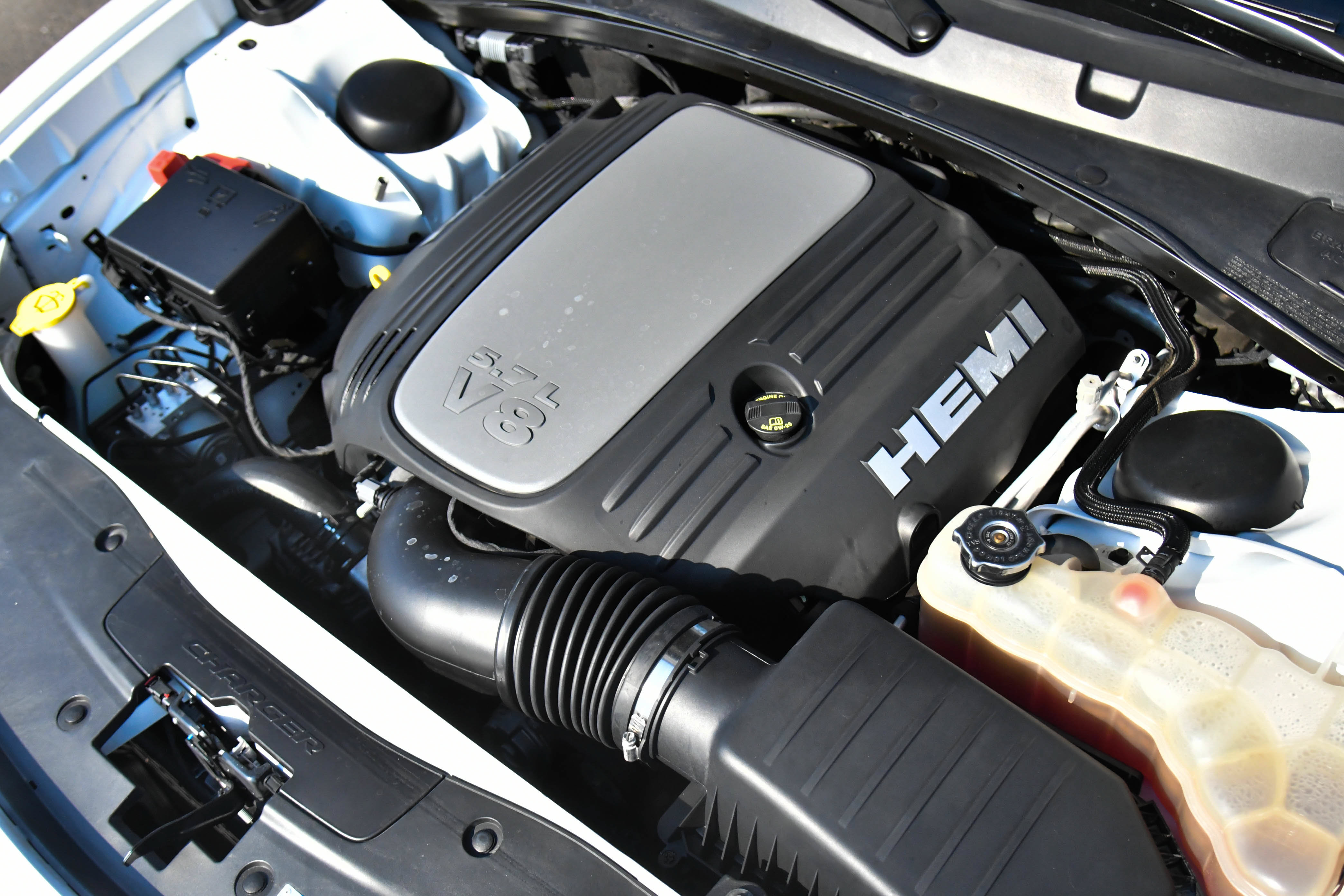 Used 2023 Dodge Charger R/T w/ Plus Group RWD image 46