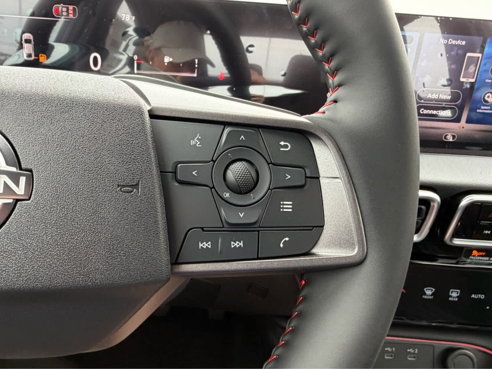 New 2026 Nissan Sentra SR FWD image 24
