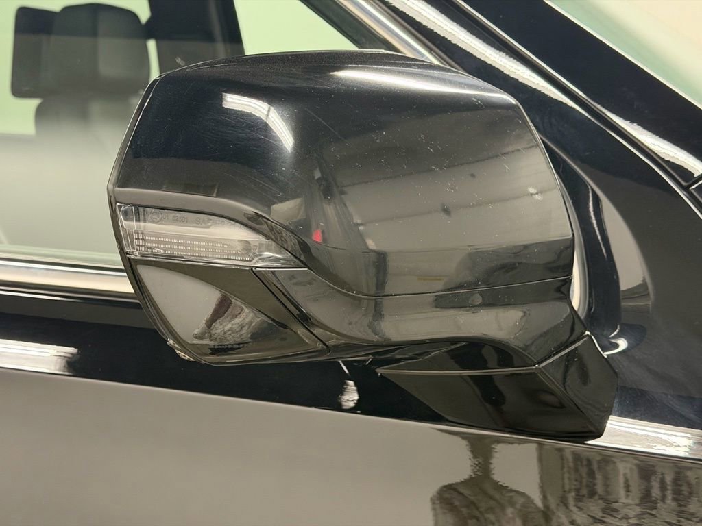 Certified 2024 GMC Yukon XL Denali w/ Denali Reserve Package image 13