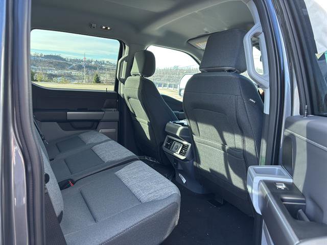 New 2026 Ford F350 XLT w/ XLT Premium Package AWD/4WD image 16