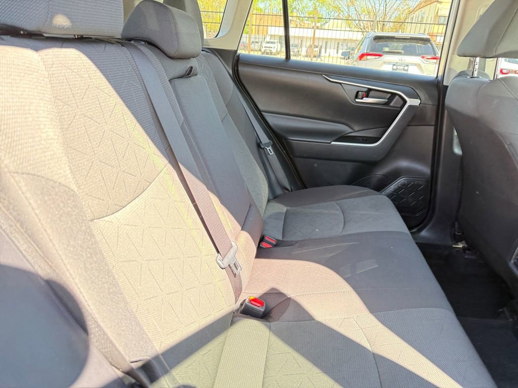 Certified 2024 Toyota RAV4 XLE image 21