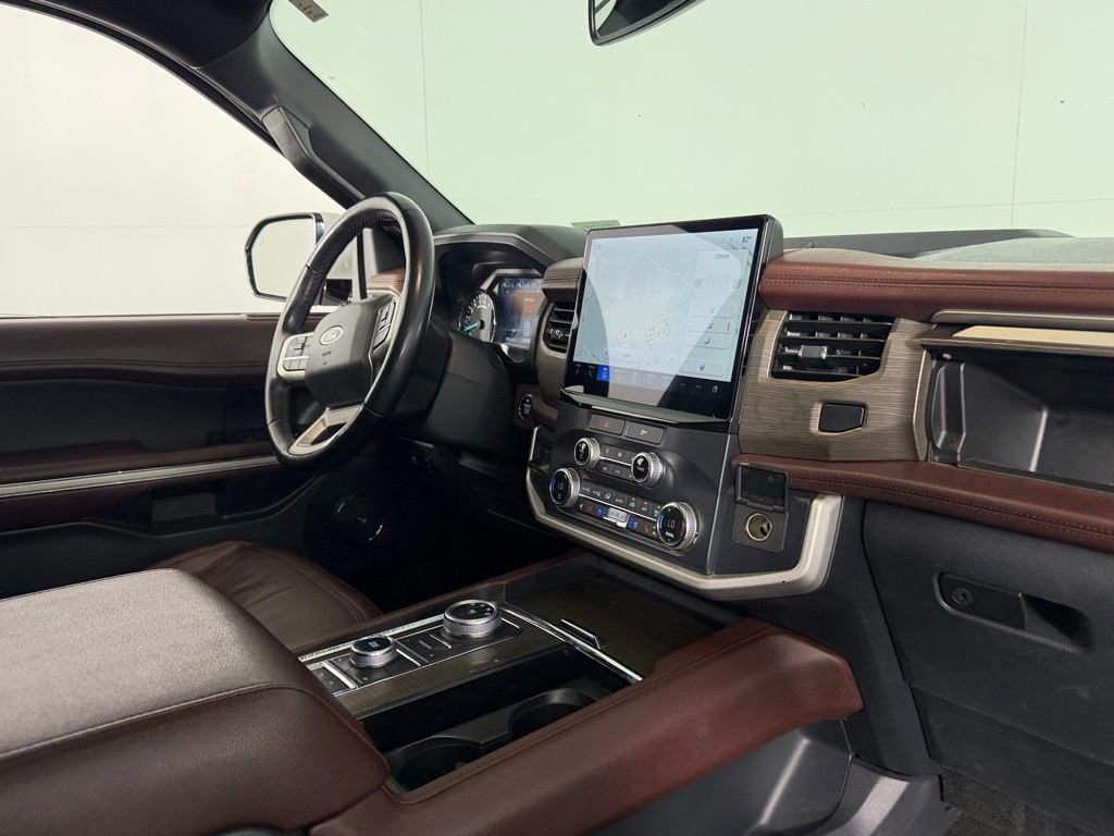 Used 2022 Ford Expedition Max Limited AWD/4WD image 32