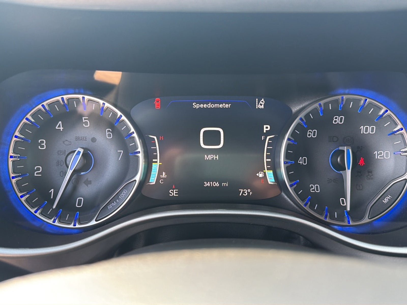 Used 2025 Chrysler Pacifica Select FWD image 10