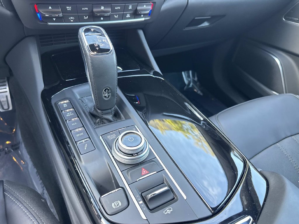 Certified 2023 Maserati Levante Modena AWD/4WD image 23