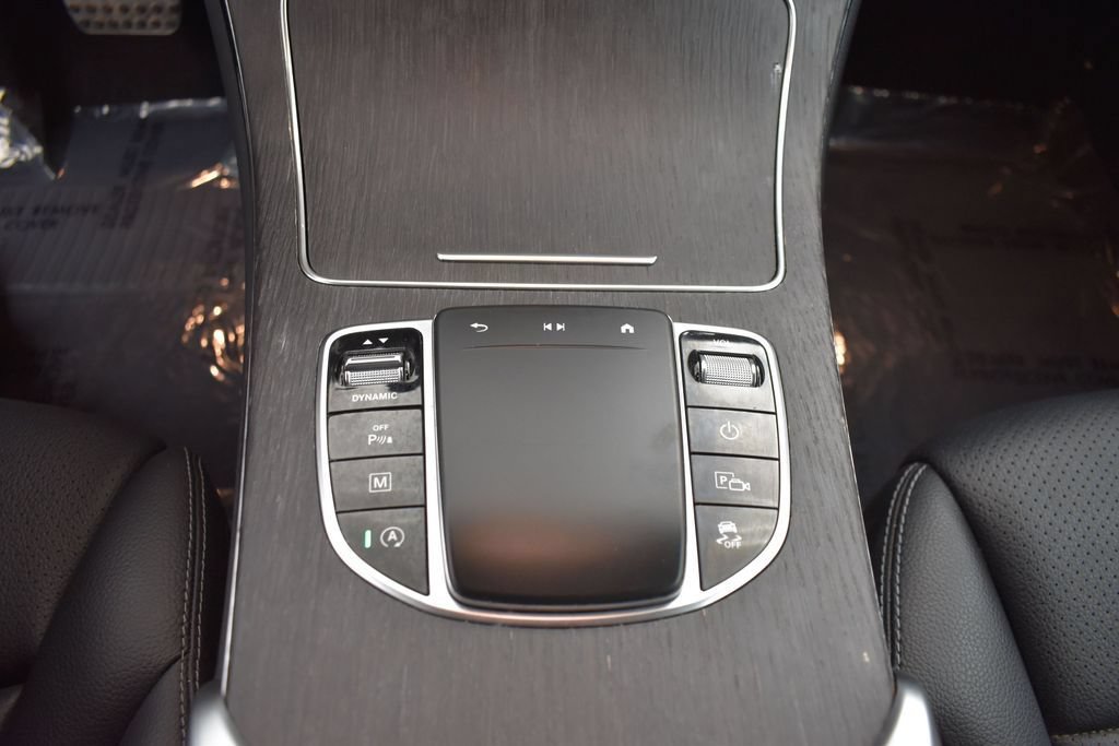 Used 2021 Mercedes-Benz GLC 300 4MATIC w/ AMG Line image 10