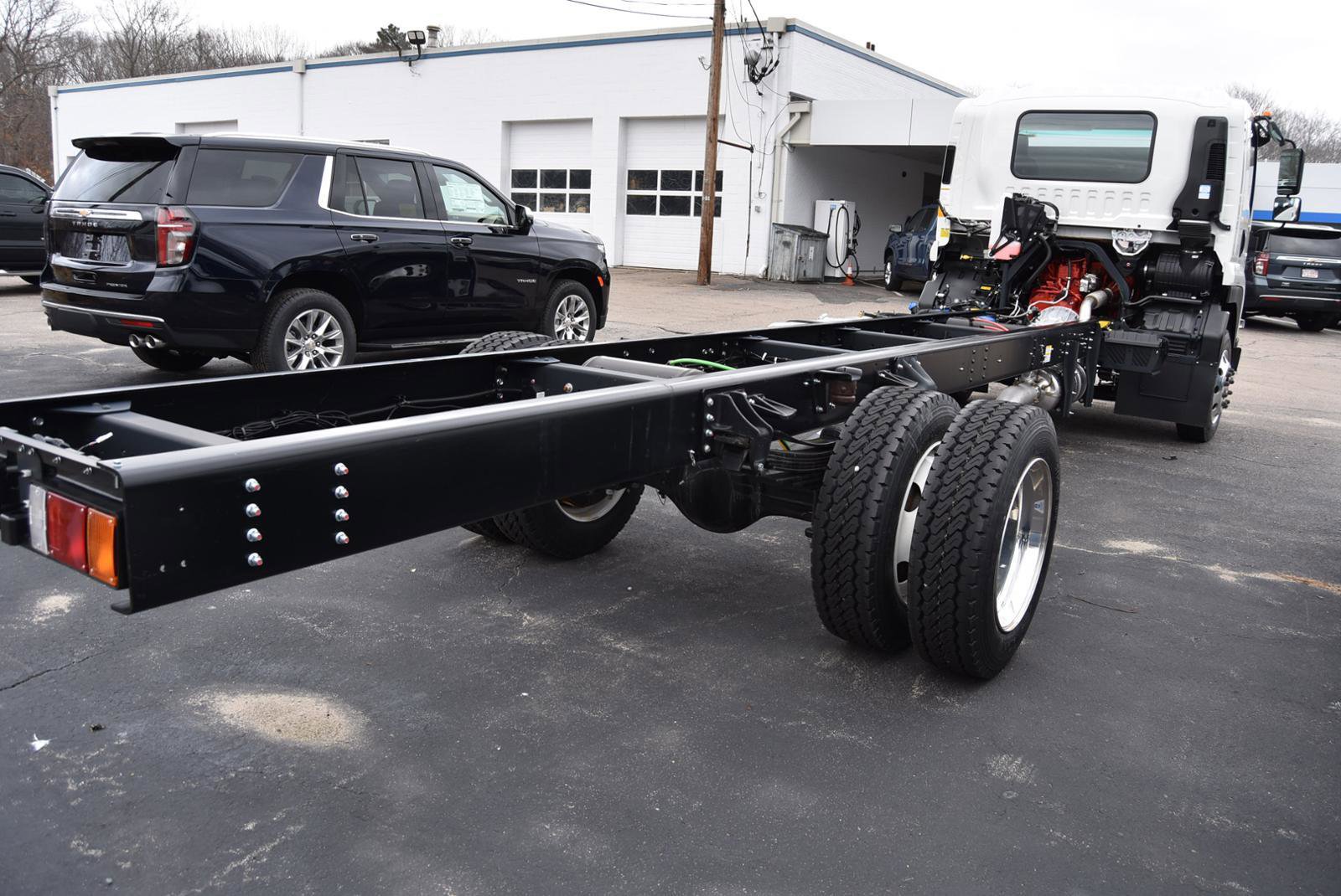 New 2024 Chevrolet Low Cab Forward 6500XD image 3