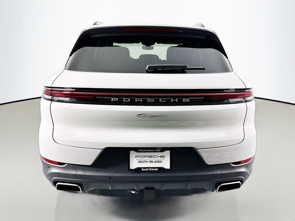 Certified 2025 Porsche Cayenne AWD/4WD image 10