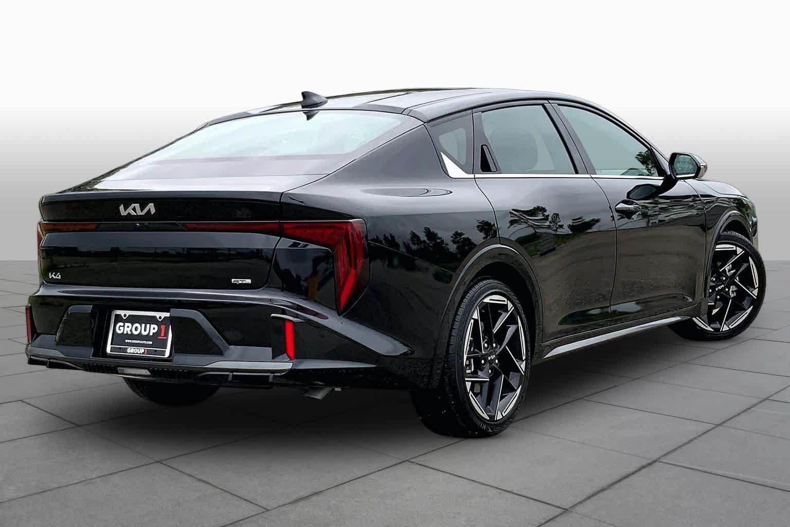 Used 2025 Kia K4 EX w/ GT-Line Sunroof Package FWD image 24