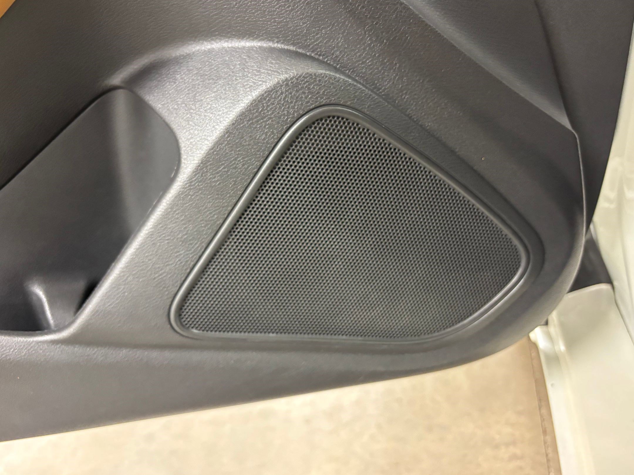 Used 2017 Nissan Maxima SR image 22