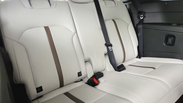 New 2026 MAZDA CX-90 Plug-In Hybrid w/ Premium Plus AWD/4WD image 33