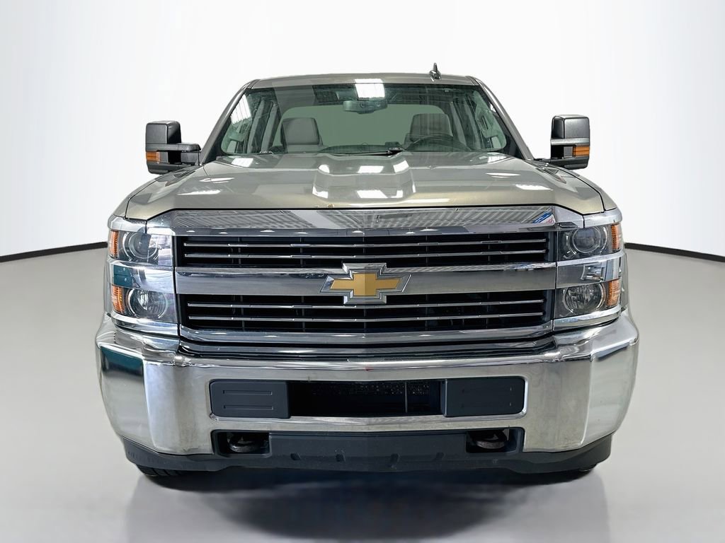 Used 2017 Chevrolet Silverado 2500 W/T AWD/4WD image 4
