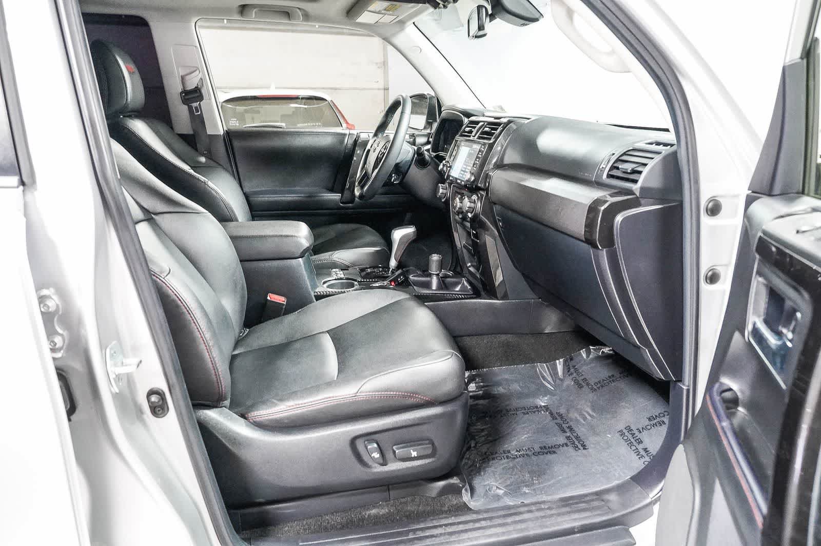 Certified 2021 Toyota 4Runner TRD Off-Road Premium w/ Moonroof Package AWD/4WD image 17
