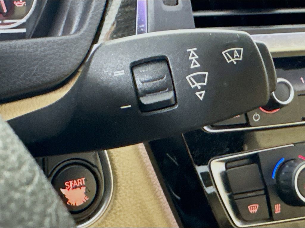 Used 2017 BMW 330i Sedan image 14