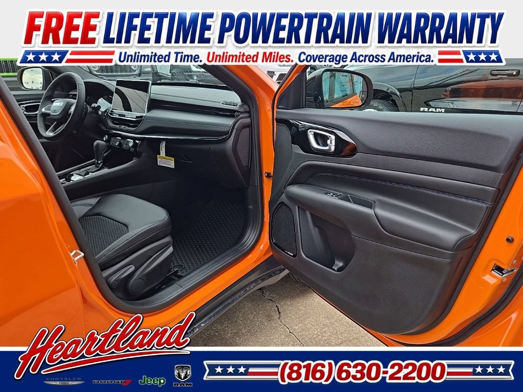 New 2026 Jeep Compass Latitude AWD/4WD image 64
