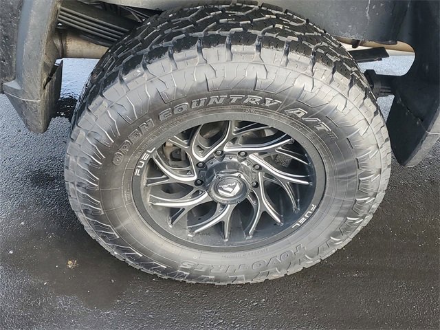 Used 2024 Chevrolet Silverado 2500 Custom w/ Custom Value Package image 5