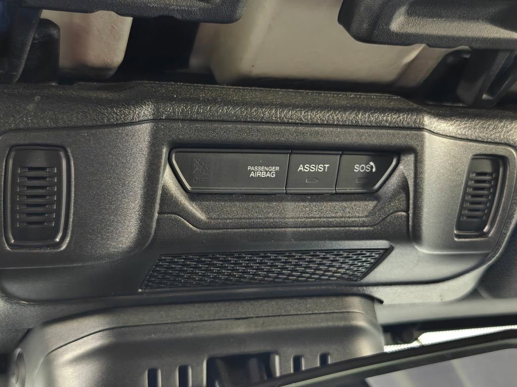 Used 2024 Jeep Wrangler Unlimited image 12