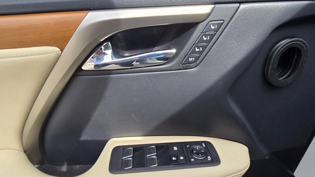 Certified 2022 Lexus RX 350 FWD w/ Premium Package image 17