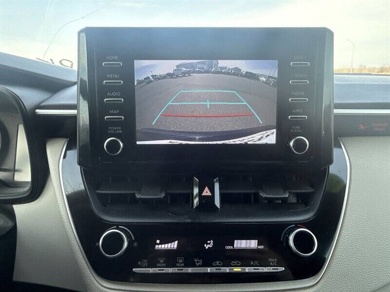 Used 2020 Toyota Corolla L image 30