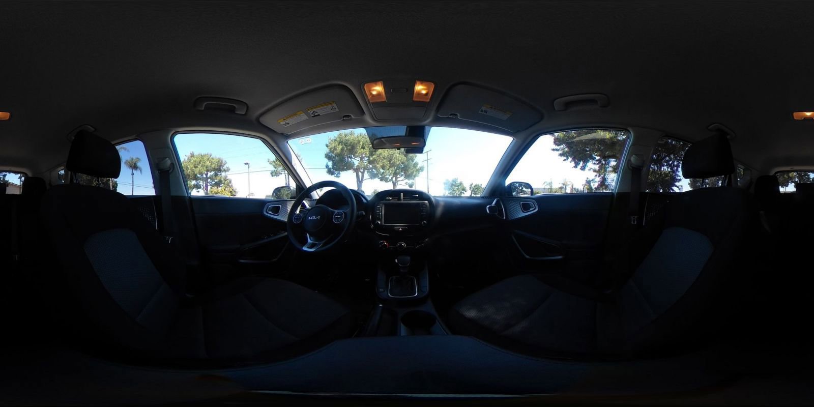 Used 2025 Kia Soul LX w/ LX Technology Package image 38