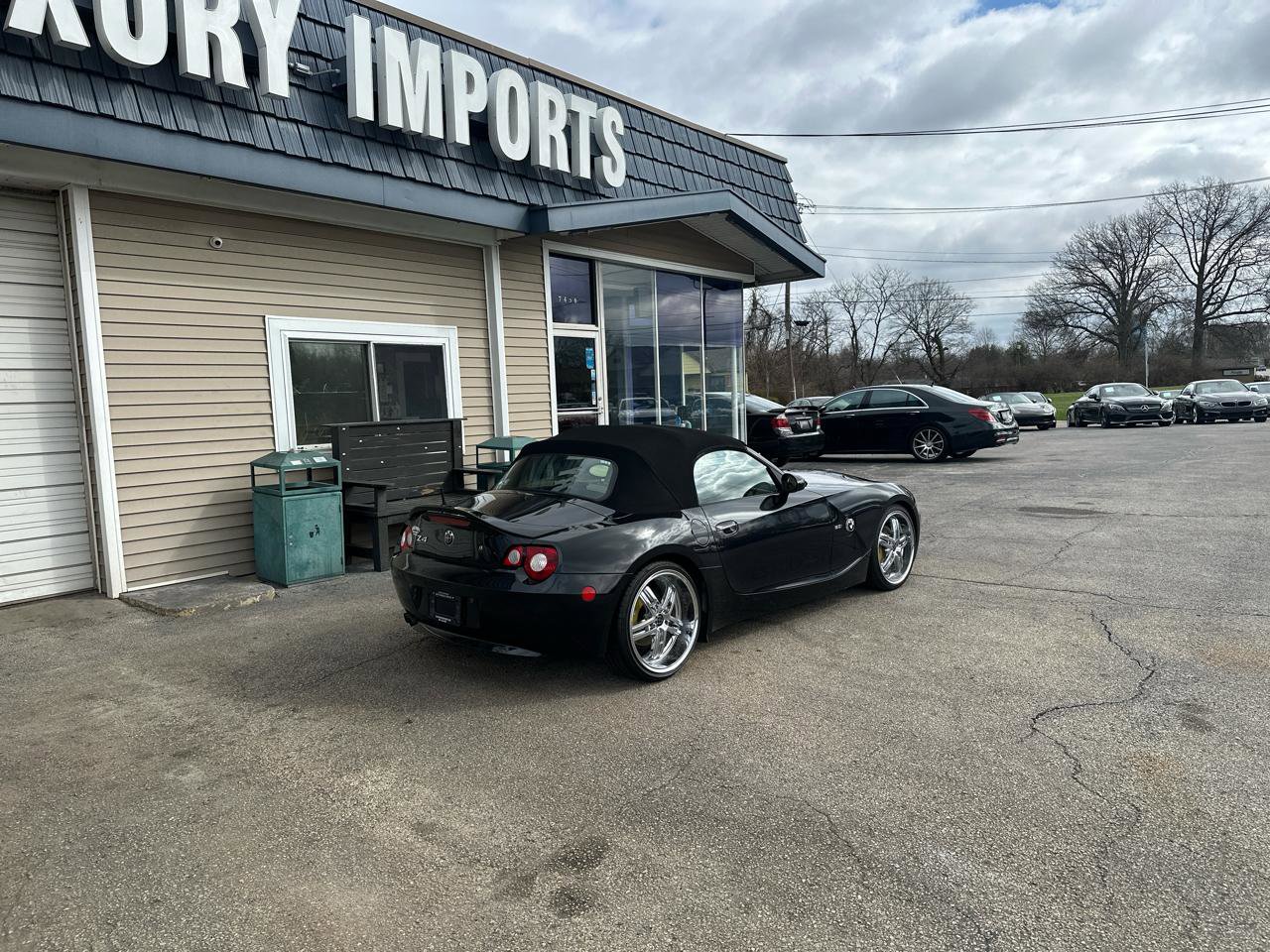 Used 2005 BMW Z4 3.0i image 3