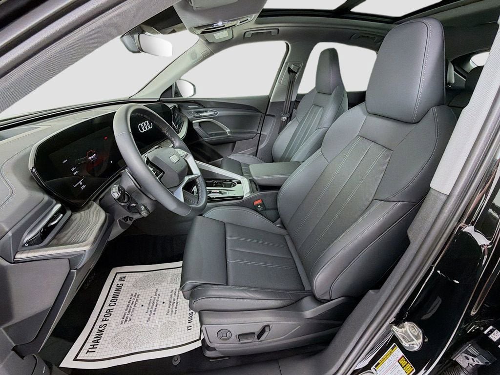 Used 2025 Audi Q5 Premium Plus w/ Premium Plus AWD/4WD image 22