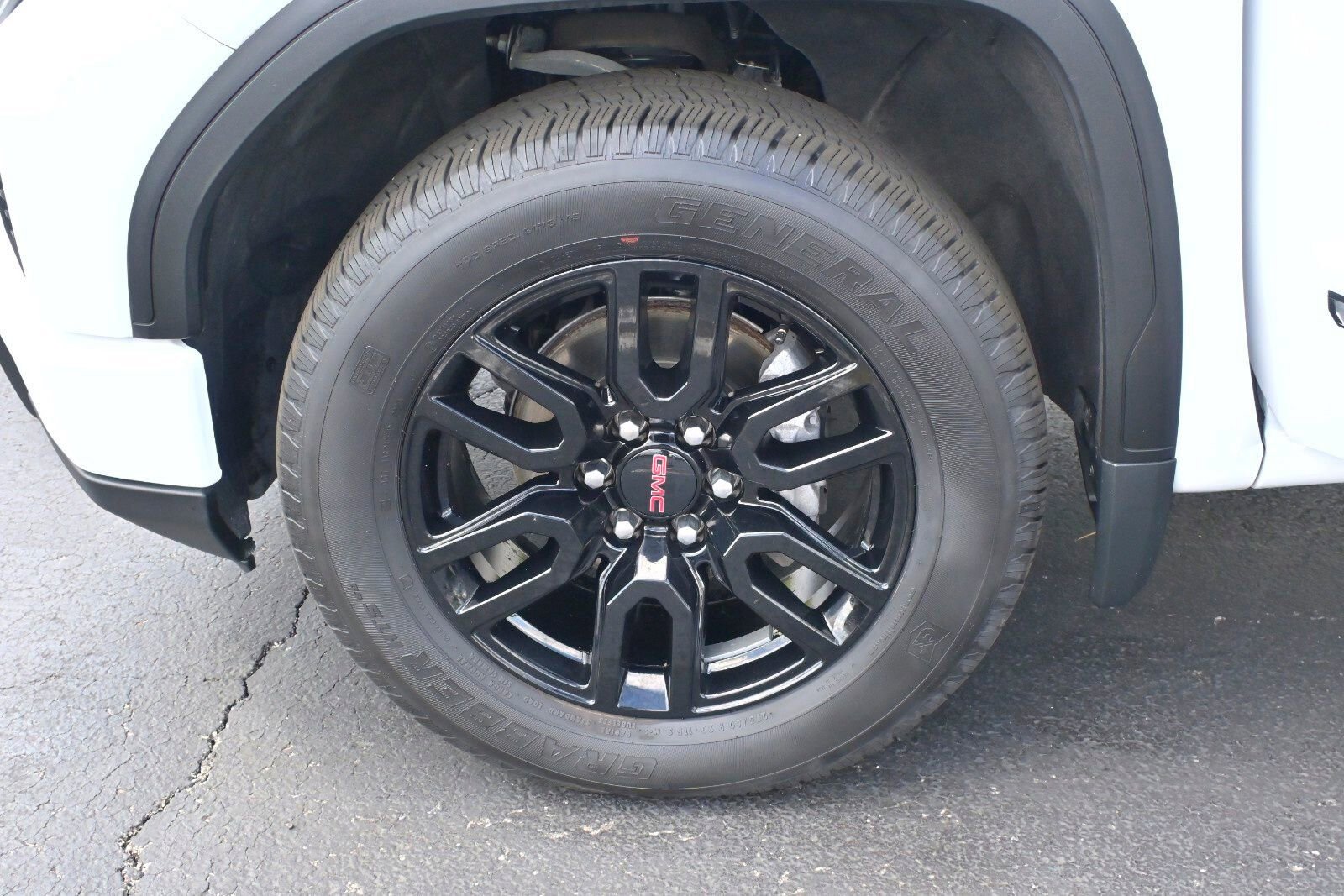 Certified 2023 GMC Sierra 1500 Elevation image 30