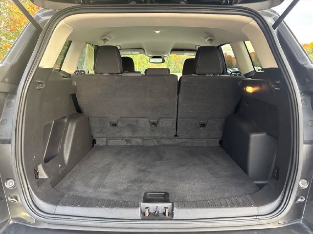 Certified 2018 Ford Escape SE w/ Ford Safe & Smart Package FWD image 10