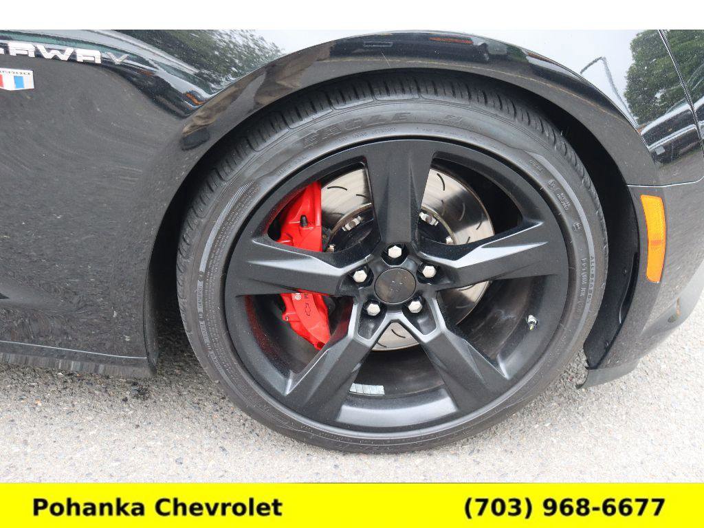 Used 2016 Chevrolet Camaro SS RWD image 31