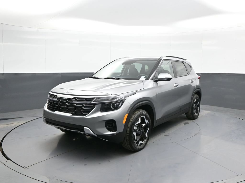 New 2025 Kia Seltos S image 1