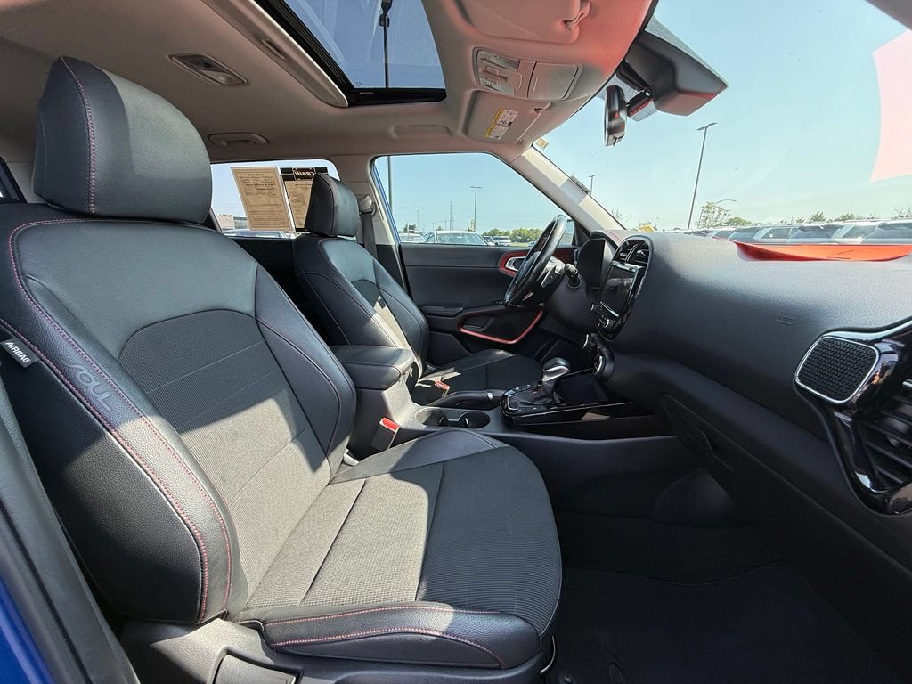 Used 2020 Kia Soul GT-Line Turbo FWD image 30