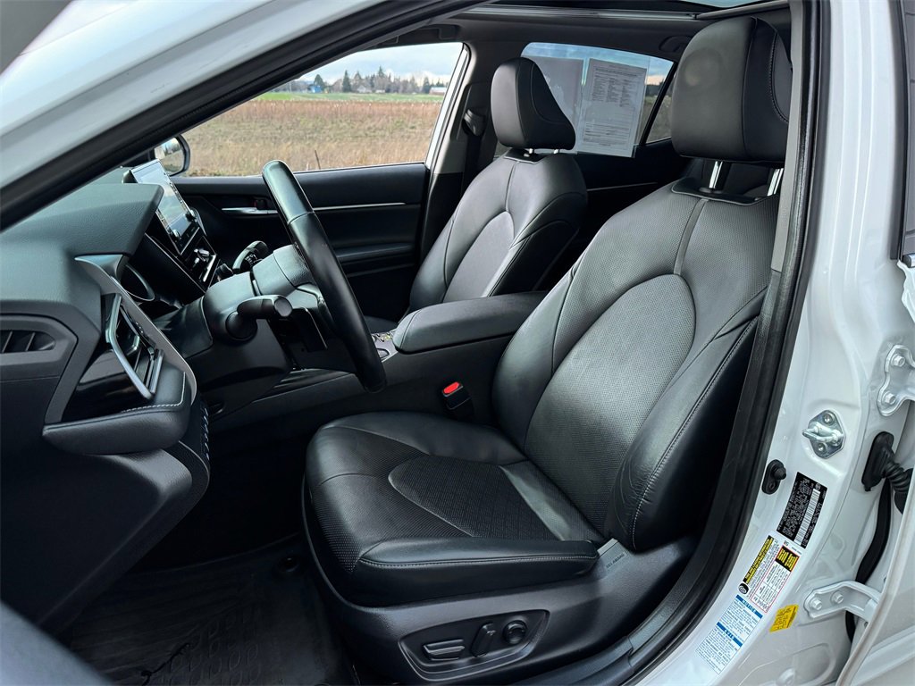 Certified 2021 Toyota Camry XSE w/ Navigation Package image 9