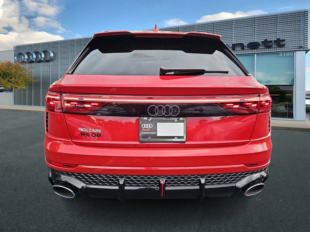 New 2025 Audi RS Q8 performance image 4