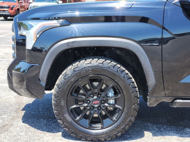 Used 2023 Toyota Tundra SR5 w/ SR5 Convenience Package AWD/4WD image 7