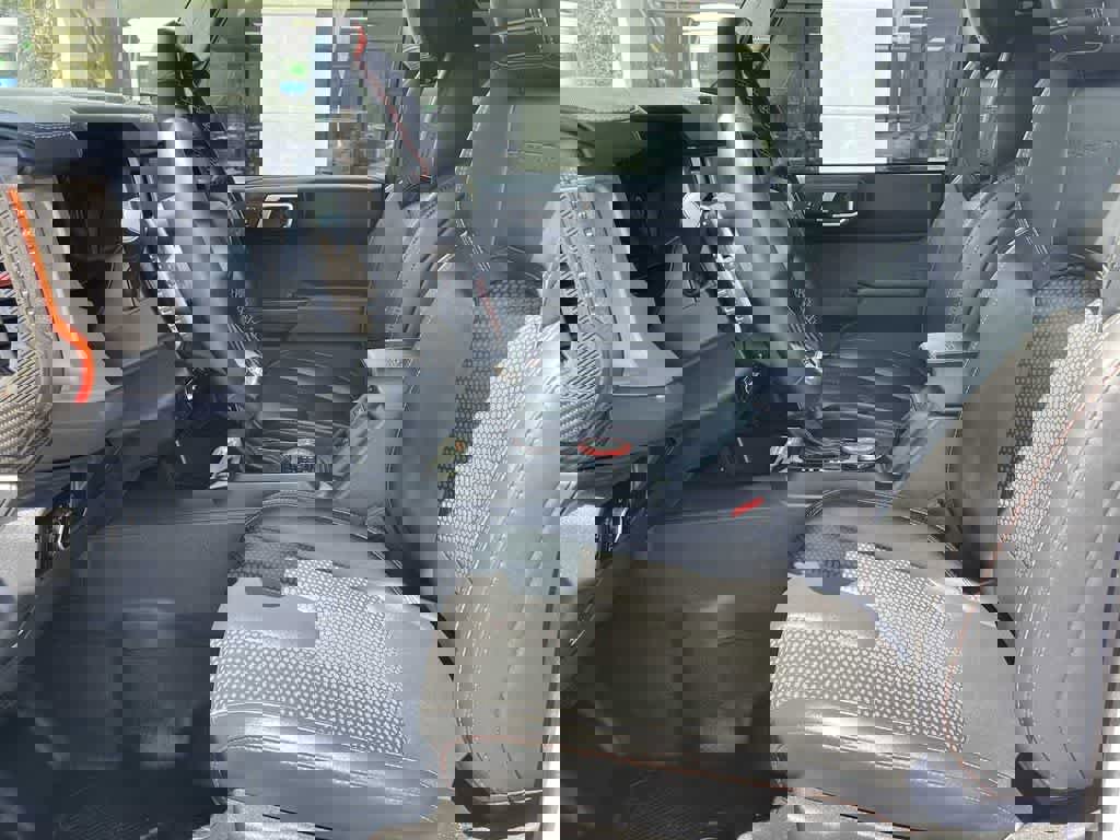 Used 2023 Ford Bronco Raptor AWD/4WD image 10