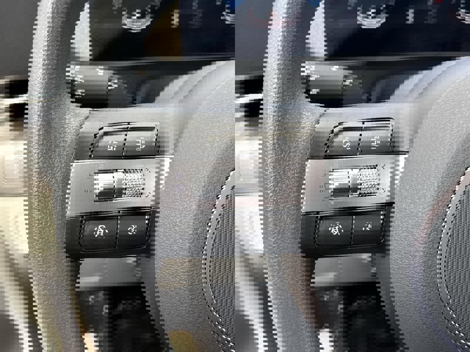 Certified 2025 Hyundai Kona SE image 10