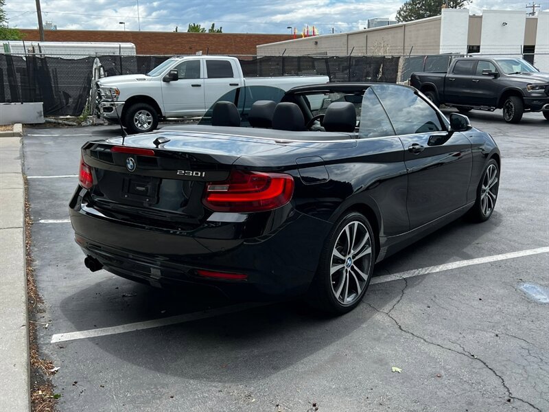 Used 2017 BMW 230i Convertible w/ Driving Assistance Package RWD image 10