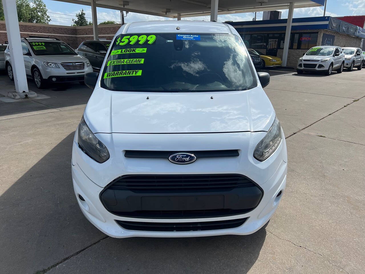 Used 2015 Ford Transit Connect XLT FWD image 2